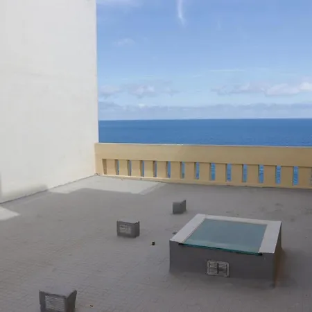 Holiday home House Next To Sea, Grand & Unique Maltese Style *